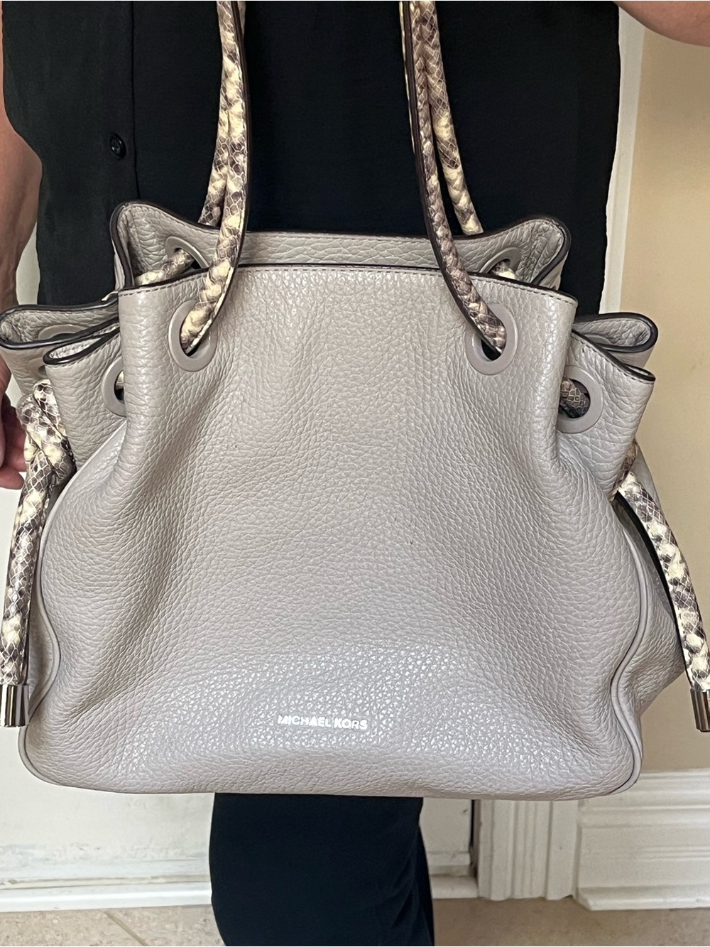 Michael Kors Pebbled Leather Drawstring Tote in mushroom-beige colour